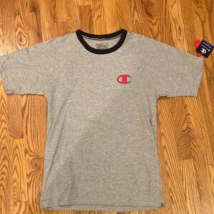 New Champion Men’s Size M Gray Short Sleeve TShirt